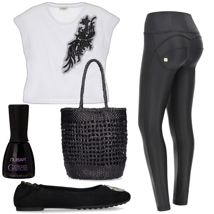 Outfit donna - Oggi in nero. Stile Rock per Ufficio. Abbinamento con pantaloni skinny, t-shirt, borse a secchiello, smalti, ballerine.