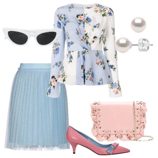 Outfit donna - Pastello Bon Ton. Stile Bon Ton per Cerimonia. Abbinamento con gonna al ginocchio senza tasche glitter interno foderato in tulle tinta unita, décolleté rosa, blusa fantasia floreale blu, borsa a tracolla in pelle taglia unica rosso e rosa, occhiali da sole effetto acetato bianco, orecchini con perle farfallina bianco e oro.