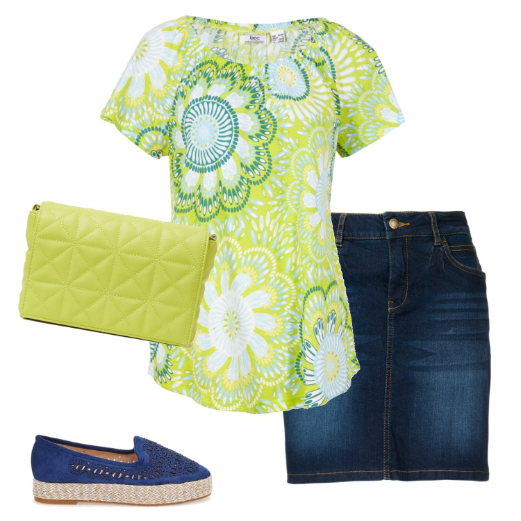 Outfit donna - Caffè con le amiche. Stile Casual per Tutti i giorni. Abbinamento con gonne, maglieria, borse a spalla, espadrillas.