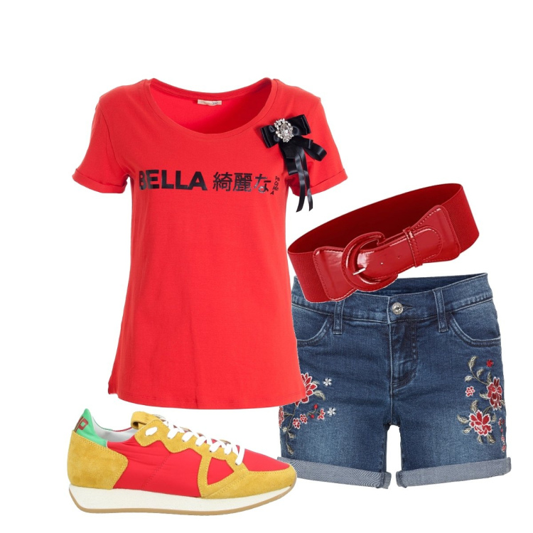 Outfit donna - Shorts a fiori. Stile Boho per Mare. Abbinamento con shorts, sneakers, t-shirt, cinture.