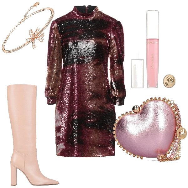 Outfit donna - Serata in corto. Stile Glamour per Serata fuori. Abbinamento con vestiti corti, stivali, gloss, pochette, braccialetti.