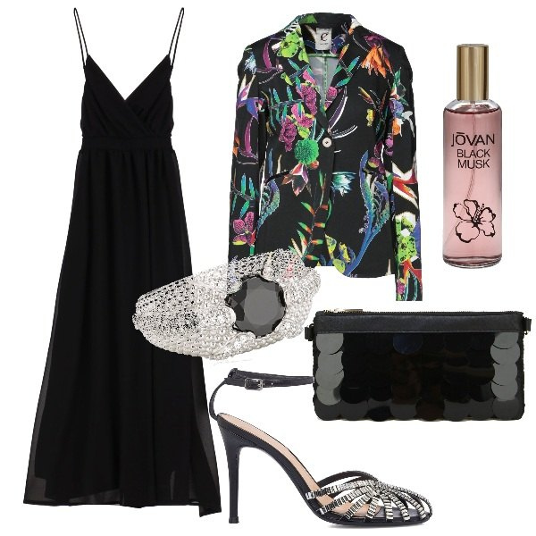 Outfit donna - Venezia tappeto rosso. Stile Glamour per Cerimonia. Abbinamento con blazer, profumi, vestiti lunghi, pochette, sandali gioiello, anelli.