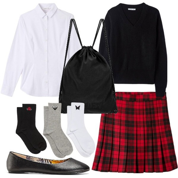 Outfit donna - TERRANOVA preppy. Stile Preppy per Scuola/Università. Abbinamento con ballerine, calzini, maglieria, minigonne, camicie, zaini.