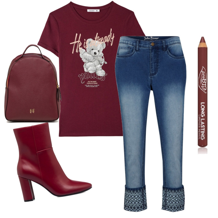 Outfit donna - Bordeaux e denim. Stile Trendy per Scuola/Università. Abbinamento con jeans, matite labbra, t-shirt, stivaletti, zaini.