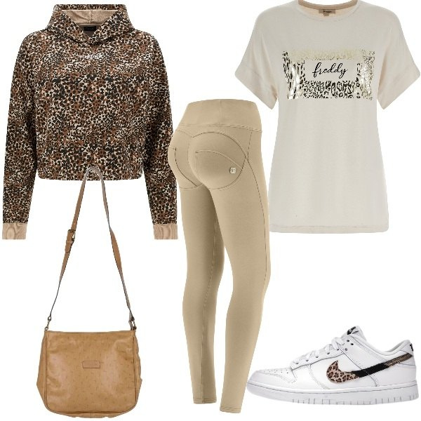 Outfit donna - Gli iconici WR.UP. Stile Basic per Tutti i giorni. Abbinamento con sneakers, borse a tracolla, pantaloni skinny, felpe con cappuccio, t-shirt.