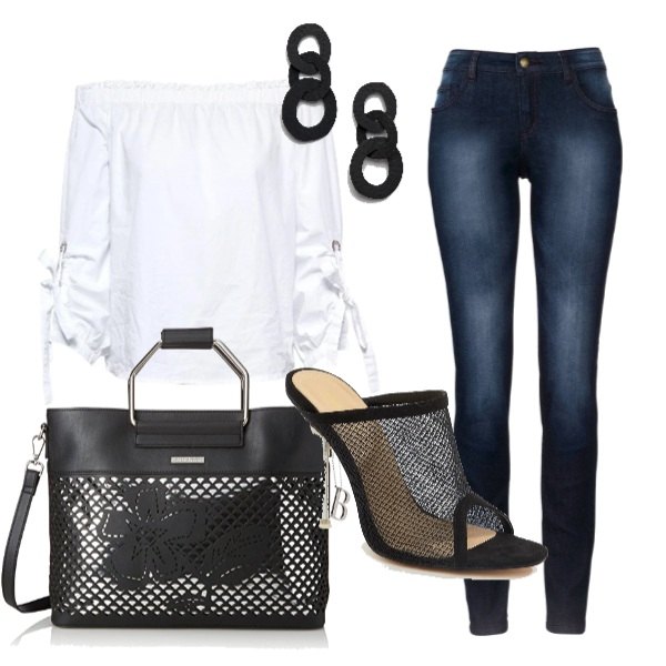 Outfit donna - Caldi pomeriggi di settembre. Stile Trendy per Tutti i giorni. Abbinamento con jeans skinny, camicia bianco, shopping bag, sabot a rete collo aperto nero, orecchini nero.