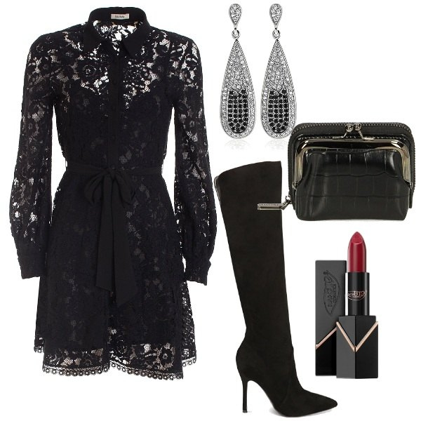 Outfit donna - 31 ottobre. Stile Sexy per Serata fuori. Abbinamento con rossetti, vestiti chemisier, stivali sopra il ginocchio, portamonete, orecchini.