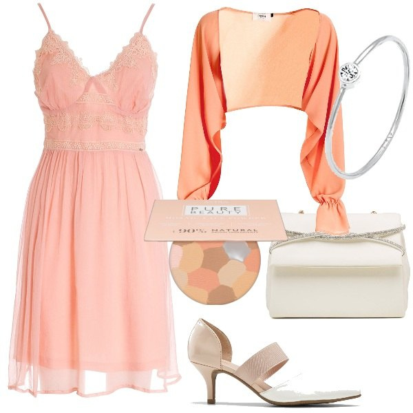 Outfit donna - La mamma dello sposo. Stile Romantica per Cerimonia. Abbinamento con décolleté, ciprie, vestiti senza maniche, blazer, clutch, anelli.