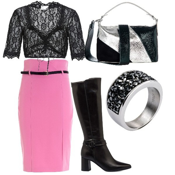 Outfit donna - Dicembre contest. Stile Sexy per Serata fuori. Abbinamento con camicie, anelli, borse a mano, gonne longuette, stivali sopra il ginocchio.