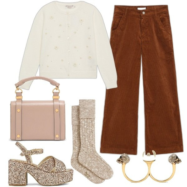 Outfit donna - Tacchi si e brillantosi. Stile Vintage retrò per Serata fuori. Abbinamento con sandali, calzini, anelli, borse a tracolla, cardigans, pantaloni.