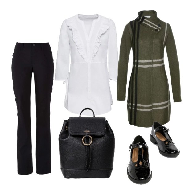 Outfit donna - Essenziale. Stile Basic per Ufficio. Abbinamento con pantaloni, cappotto collo alto in in maglia con bottoni verde e corda, camicia lunga con laccetti e volant bianco, zaino con anello nero, scarpe con punta tonda in denim.