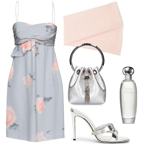 Outfit donna - Cerimonia. Stile Chic per Cerimonia. Abbinamento con vestiti corti, profumi, sandali in pelle, foulard, borse a mano.