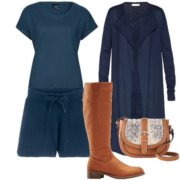 Outfit donna - BONPRIX blue e cuoio. Stile Basic per Tutti i giorni. Abbinamento con t-shirt, stivali, shorts, cardigans, borse a tracolla.