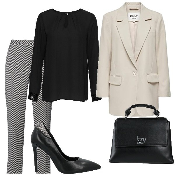Outfit femme - février : noir et blanc en soirée. Style Casual chic pour Soirée dehors. Assortir avec tuniques, blazers, pantalon , chaussures à talon, sacs à main.