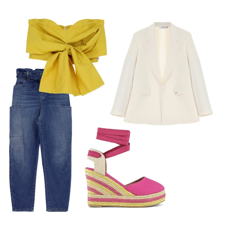 Outfit donna - Aperitivo tra amici. Stile Casual per Tutti i giorni. Abbinamento con top, jeans, blazer, espadrillas.