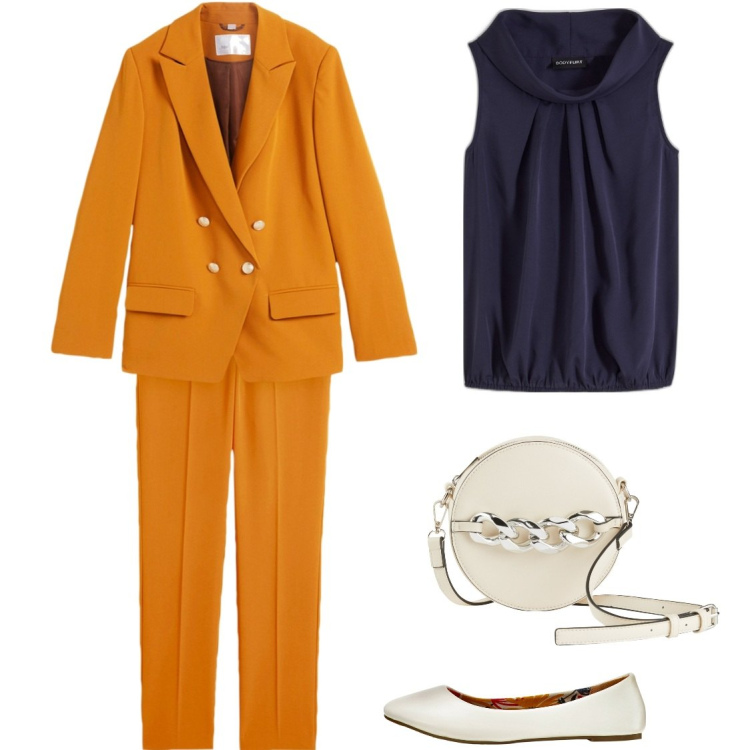 Outfit donna - Completo marrone daino. Stile Casual chic per Ufficio. Abbinamento con top, ballerine, giacche, leggings, borse a tracolla.