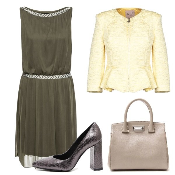 Outfit donna - I 40 anni sono la nuova giovinezza. Stile Chic per Ufficio. Abbinamento con vestito con scollo in maglina, giacca senza tasche collo tondo a maniche lunghe con zip interno foderato jacquard blu, décolleté con tacco largo, borsa a tracolla in pelle con tracolla removibile.