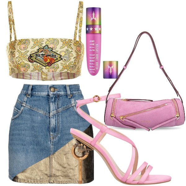 Outfit donna - con la macchina del tempo .agli anni 90. Stile Sexy per Tutti i giorni. Abbinamento con rossetti, sandali in pelle, minigonne, borse a spalla, top.