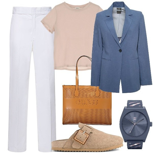 Outfit donna - In centro. Stile Chic per Tutti i giorni. Abbinamento con orologi, t-shirt, sabot, pantaloni, blazer, borse a spalla.