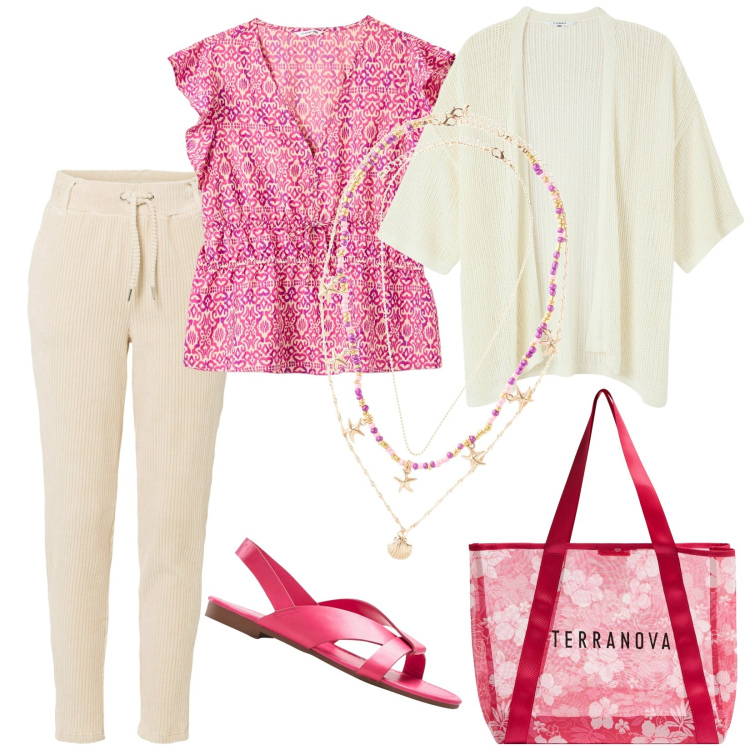 Outfit donna - Primavera taglia 50. Stile Minimal per Tutti i giorni. Abbinamento con pantaloni, sandali, ciondoli, kimono, shopping bag, bluse.