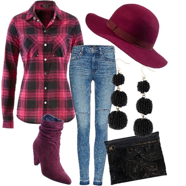 Outfit donna - Giro in centro. Stile Etnico per Tutti i giorni. Abbinamento con camicia sport fantasia a maniche lunghe in cotone aderente, stivaletti con arricciature e zip rosso, orecchini a goccia nero, cappello effetto satinato rosso, pochette con zip tinta unita, jeans contrasto in denim con orlo blu.