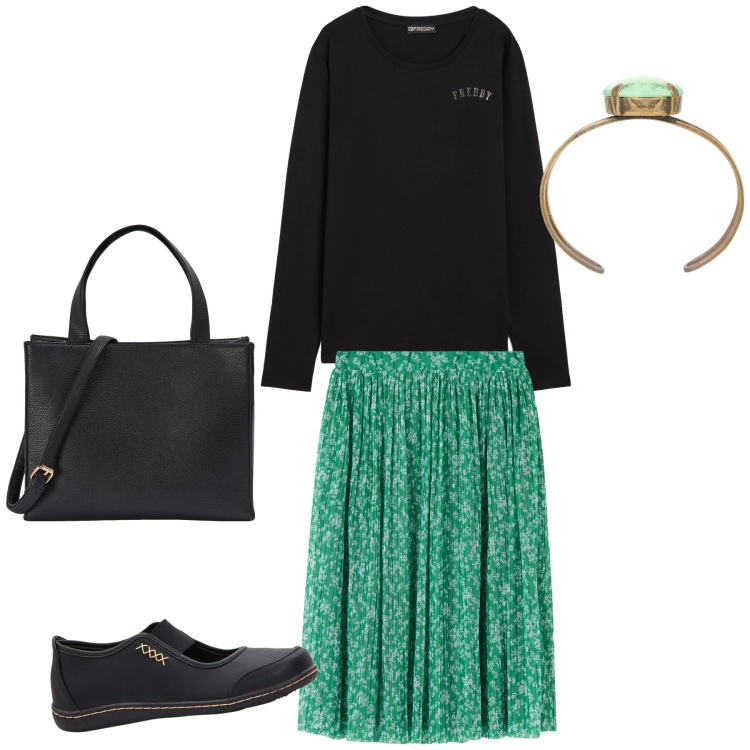 Outfit donna - Salto al mercato con la gonna plisse’. Stile Bon Ton per Tutti i giorni. Abbinamento con ballerine, gonne lunghe, shopping bag, t-shirt, braccialetti.