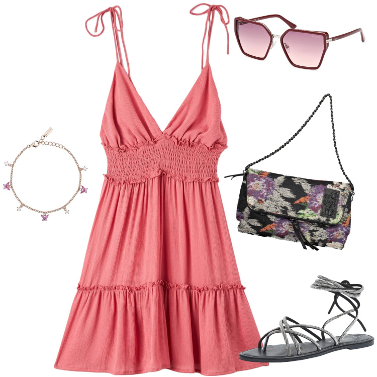 Outfit donna - Fresco total look. Stile Trendy per Tutti i giorni. Abbinamento con vestiti corti, sandali alla schiava, braccialetti, borse a mano, occhiali da sole.