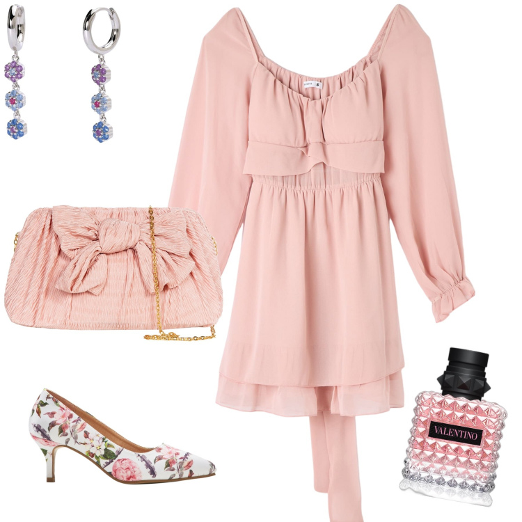 Outfit donna - Fiorellini su outfit romantico. Stile Romantica per Cerimonia. Abbinamento con décolleté, profumi, orecchini, pochette, vestiti corti.