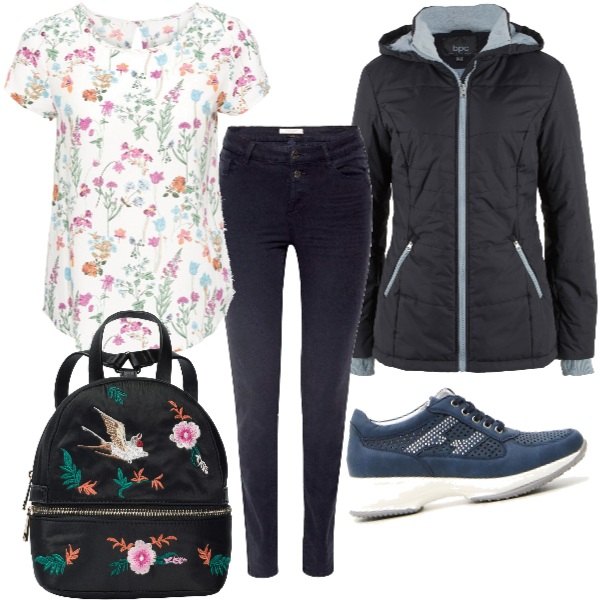 Outfit donna - Flower. Stile Urban per Scuola/Università. Abbinamento con bluse, giacca contrasto con zip in pile nero, zaino mini nero, scarpe stringate stringate blu, pantalone navy.