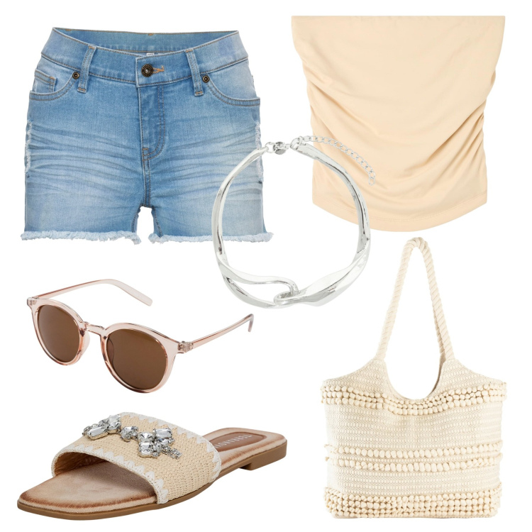 Outfit donna - Giornata calda. Stile Casual chic per Tutti i giorni. Abbinamento con occhiali da sole, shorts, shopping bag, top, ciabatte, collane.