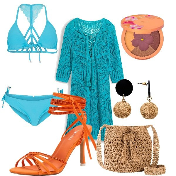 Outfit donna - il bikini azzurro mare @tinaparmenta. Stile Glamour per Mare. Abbinamento con orecchini, vestiti da spiaggia, bikini, borse a tracolla, ombretti, sandali alla schiava.