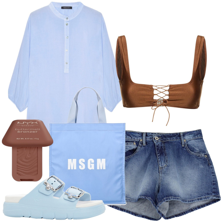 Outfit donna - Al mare curvy. Stile Minimal per Mare. Abbinamento con ciabatte, terre, shorts, bluse, bikini, shopping bag.