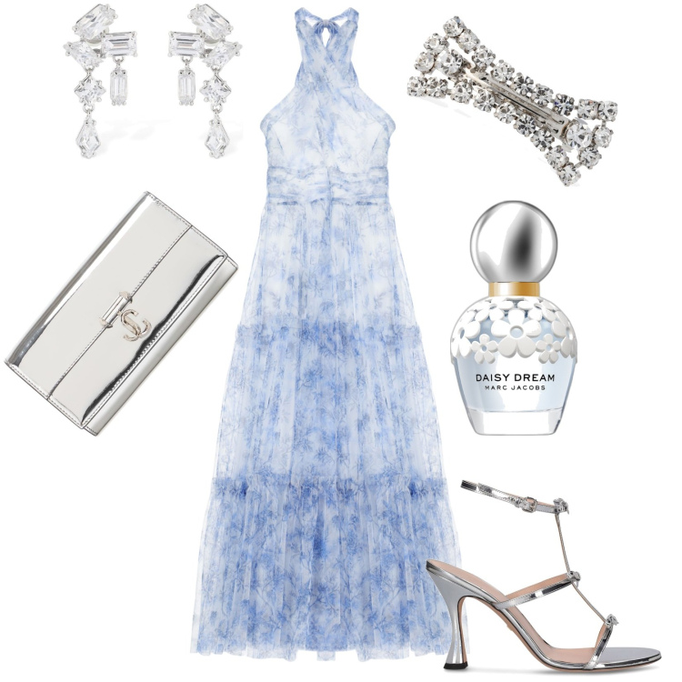 Outfit donna - Sandali e pochette in pelle specchiata. Stile Glamour per Serata fuori. Abbinamento con profumi, vestiti lunghi, accessori per capelli, orecchini, pochette, sandali in pelle.
