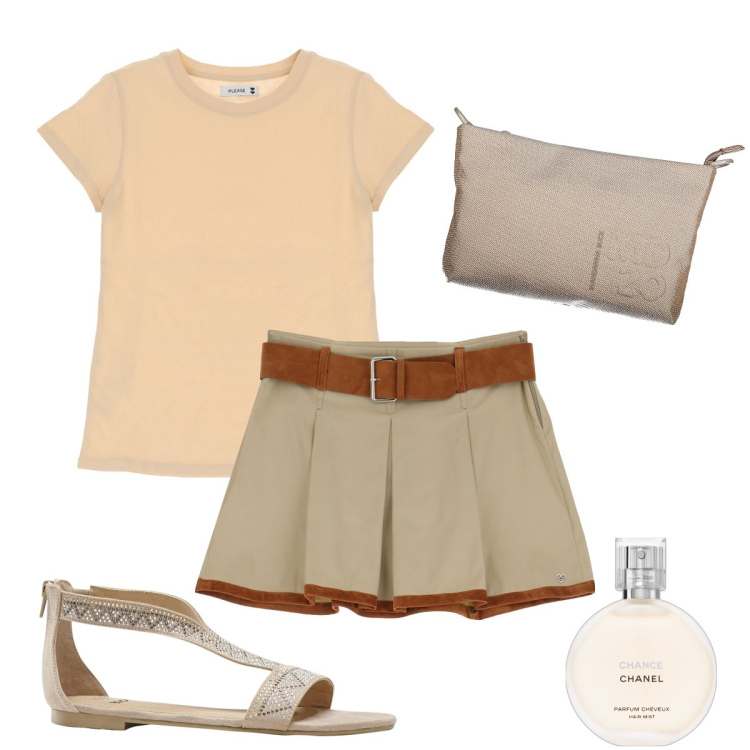 Outfit donna - Gli shorts bicolor. Stile Casual chic per Tutti i giorni. Abbinamento con sandali, profumi, minigonne, t-shirt, pochette.