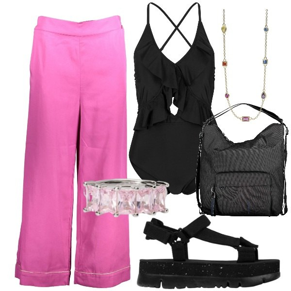 Outfit donna - L\'intero come body. Stile Basic per Mare. Abbinamento con costumi interi, collane, anelli, pantaloni, borse a tracolla, sandali.