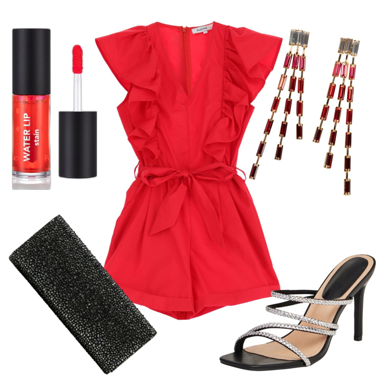 Outfit donna - Mini abito rosso. Stile Glamour per Serata fuori. Abbinamento con orecchini, rossetti, sandali col tacco, vestiti corti, borse a tracolla.