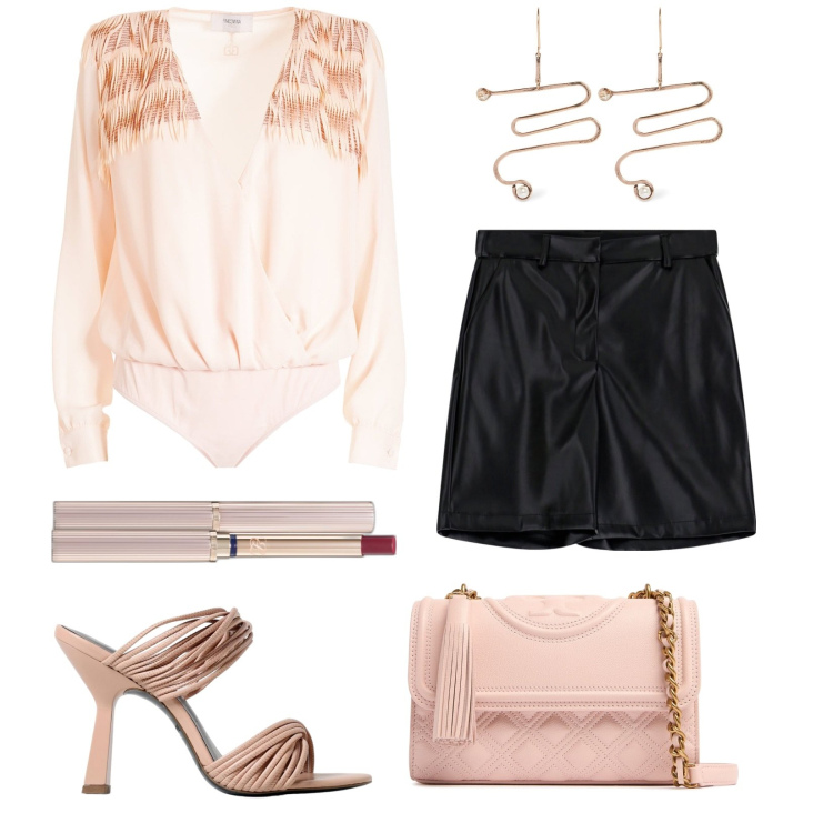 Outfit donna - Serate d\'agosto. Stile Glamour per Tutti i giorni. Abbinamento con rossetti, body, shorts, sandali col tacco, orecchini, borse a spalla.