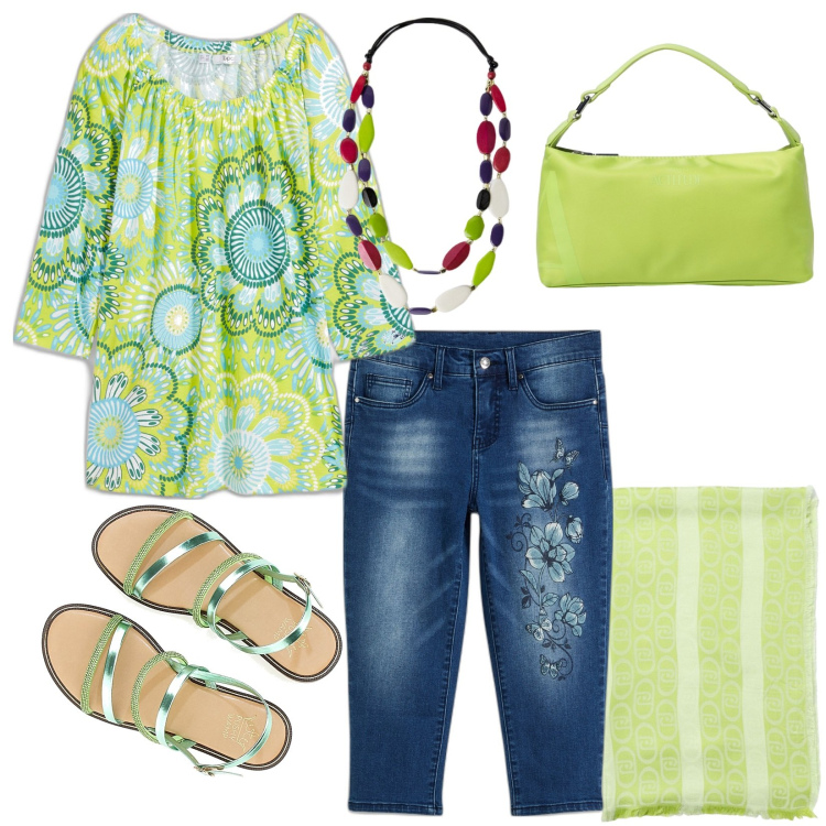 Outfit donna - Curvy in vacanza con stile. Stile Boho per Tutti i giorni. Abbinamento con maglieria, jeans, sandali, sciarpe, borse a spalla, collane.
