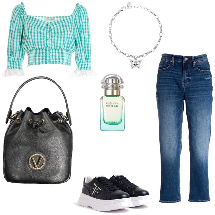 Outfit donna - L\'estate sta finendo.... Stile Boho per Tutti i giorni. Abbinamento con profumi, braccialetti con ciondoli, jeans, sneakers, top, borse a spalla.
