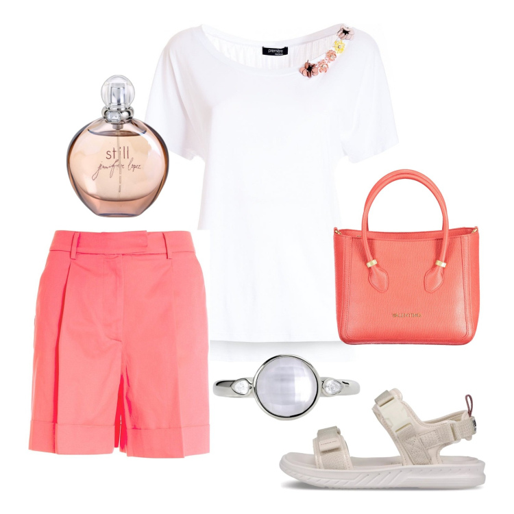 Outfit donna - Mabina Gioielli!!!. Stile Casual per Mare. Abbinamento con profumi, anelli, sandali, t-shirt, pantaloni corti, borse a spalla.