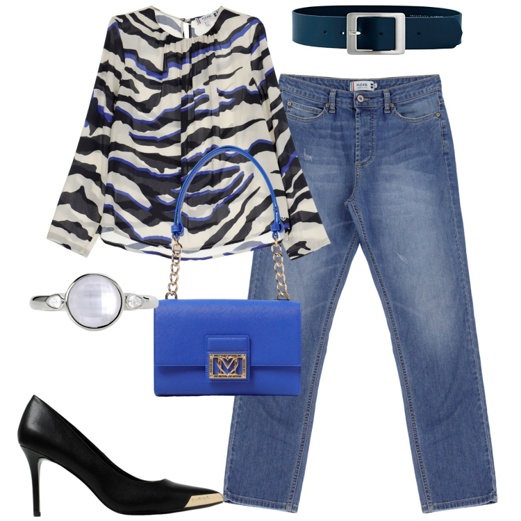 Outfit donna - City. Stile Casual chic per Tutti i giorni. Abbinamento con cinture, anelli, camicie, jeans dritti, scarpe col tacco, borse a spalla.