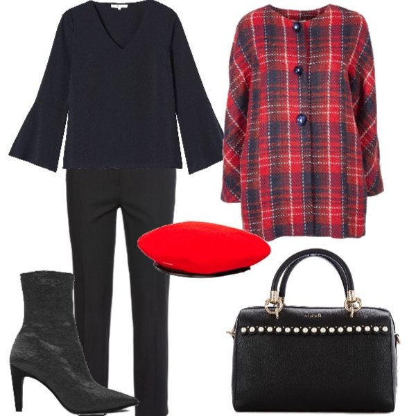 Outfit donna - Cappotto tartan. Stile Trendy per Serata fuori. Abbinamento con pantaloni, blusa con spacco nero, stivaletti, cappello rosso, borsa a tracolla con perline e zip in pelle sintetica con tracolla regolabile nero, cappotto con fiocco rosso.