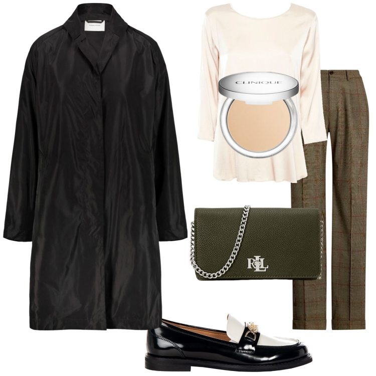 Outfit donna - My trench. Stile Trendy per Tutti i giorni. Abbinamento con fondotinta, mocassini, pantaloni, borse a mano, trench, bluse.