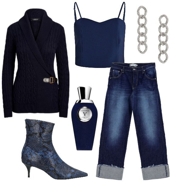 Outfit donna - Serata blue. Stile Urban per Serata fuori. Abbinamento con stivaletti, profumi, top, jeans, maglieria, orecchini.