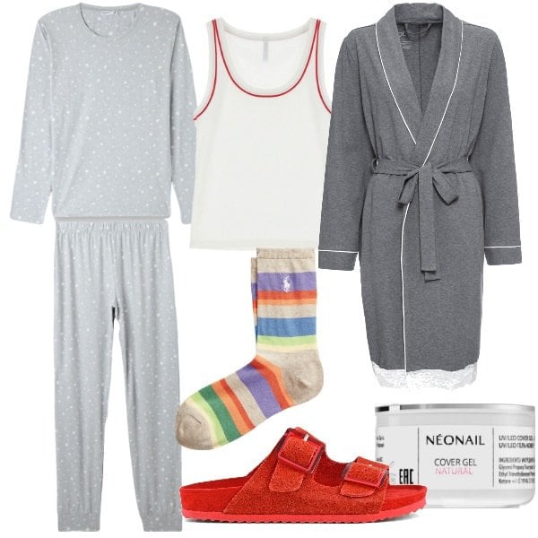 Outfit donna - Total look #1975332. Stile Basic per Tutti i giorni. Abbinamento con vestaglie, smalti, pigiama, canottiere, calzini, sandali.