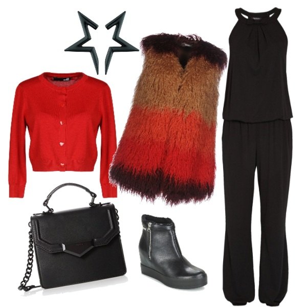 Outfit donna - Ecopelliccia. Stile Trendy per Tutti i giorni. Abbinamento con ecopelliccia, cardigan lavorato a maglia collo tondo a maniche lunghe in seta tinta unita, stivaletti nero, salopette senza maniche nero, borsa a mano nero, orecchini a perno nero.