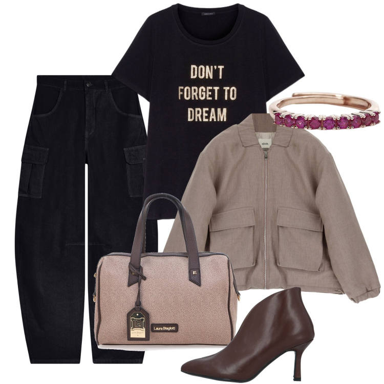 Outfit donna - Dreamer. Stile Urban per Tutti i giorni. Abbinamento con stivaletti, blazer, anelli, pantaloni cargo, t-shirt, borse a mano.
