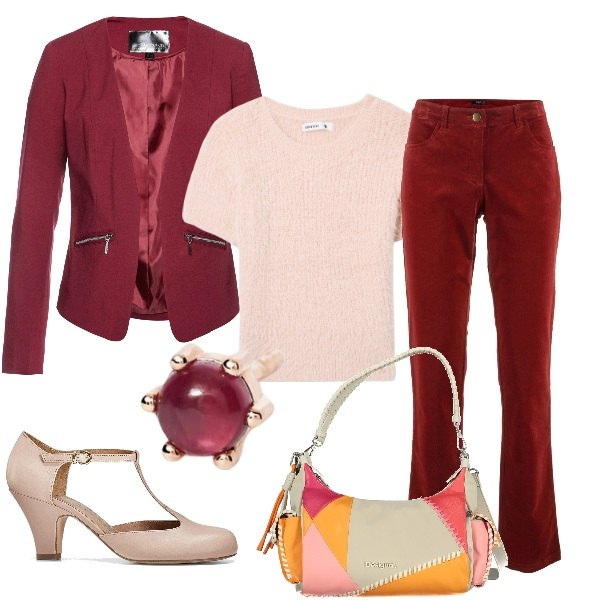 Outfit donna - The city. Stile Casual chic per Ufficio. Abbinamento con pantaloni, blazer, décolleté, t-shirt, orecchini, borse a spalla.