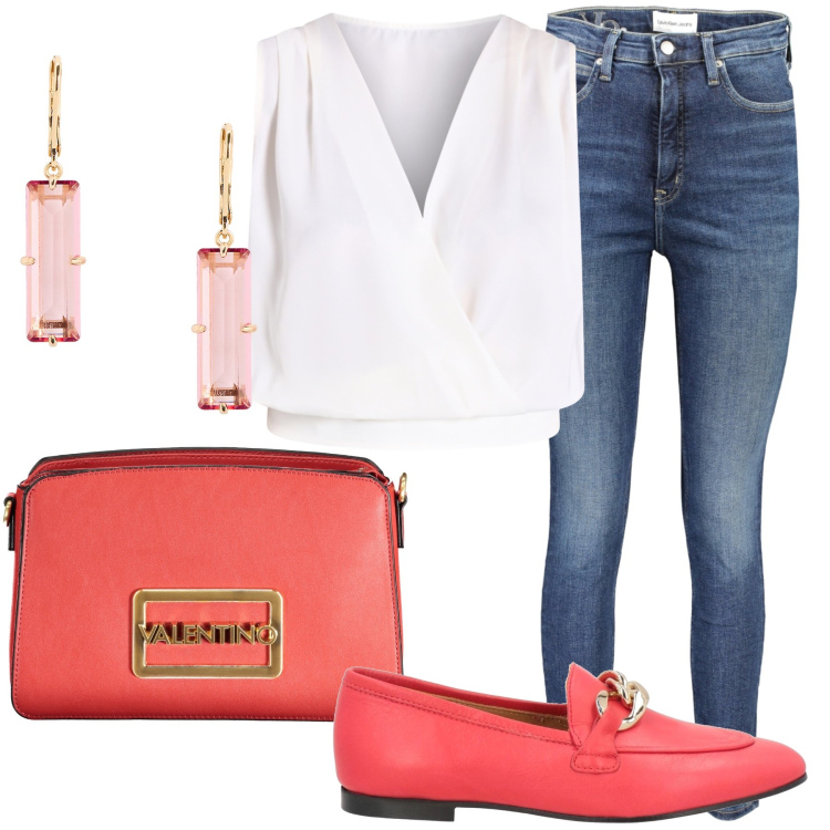 Outfit donna - Il mocassino rosa scuro. Stile Casual chic per Ufficio. Abbinamento con mocassini, top, orecchini, jeans skinny, borse a spalla.