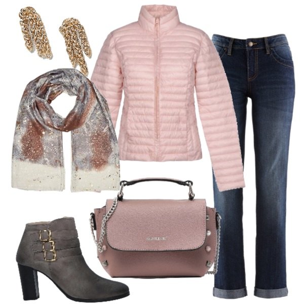 Outfit donna - Il piumino rosa baby. Stile Basic per Tutti i giorni. Abbinamento con jeans dritti, borsa a tracolla mini con manico contrasto in pelle martellata con zip interno sfoderato in pelle sintetica tinta unita, stivaletti con tacco squadrato e zip con punta tonda tinta unita, piumino collo alto a maniche lunghe con zip interno imbottito in tessuto tecnico tinta unita, sciarpa beige, orecchini oro.